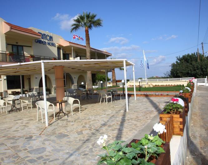 Hotel Triton Garden - Außenansicht