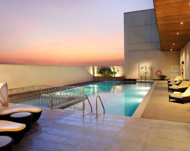 DoubleTree by Hilton Hotel Gurgaon – New Delhi NCR - Pool