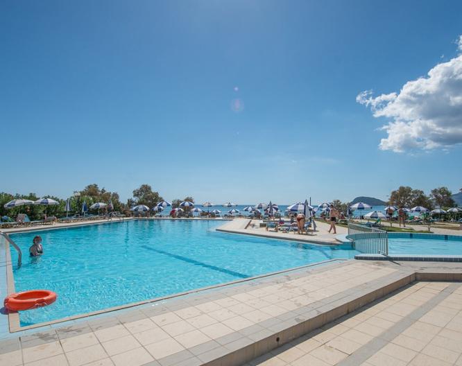 Astir Beach - Pool
