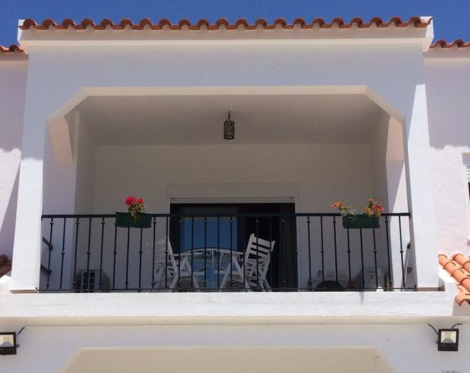 Sublime Sun and Van by Meco Stays - Vue extérieure