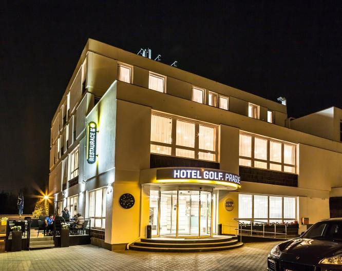 Hotel Golf Prague - Außenansicht