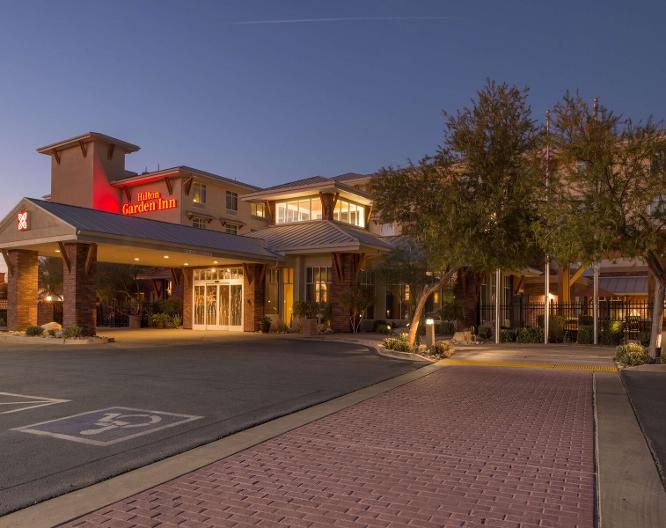 Hilton Garden Inn Pivot Point Center - Außenansicht