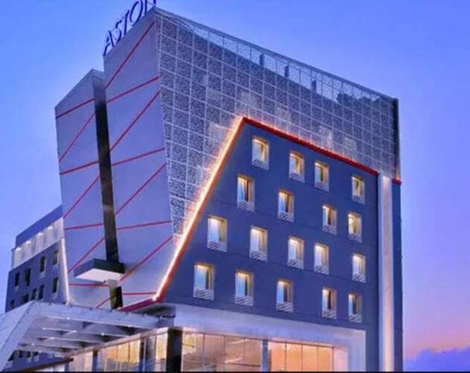 Aston Lampung City Hotel - Außenansicht