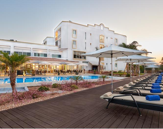 Dona Filipa Hotel - Außenansicht