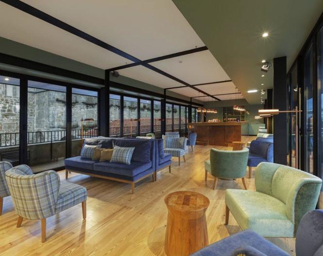 Neya Porto Hotel - Außenansicht