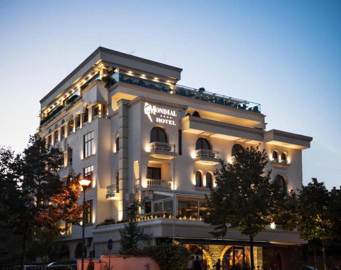 Mondial - Außenansicht