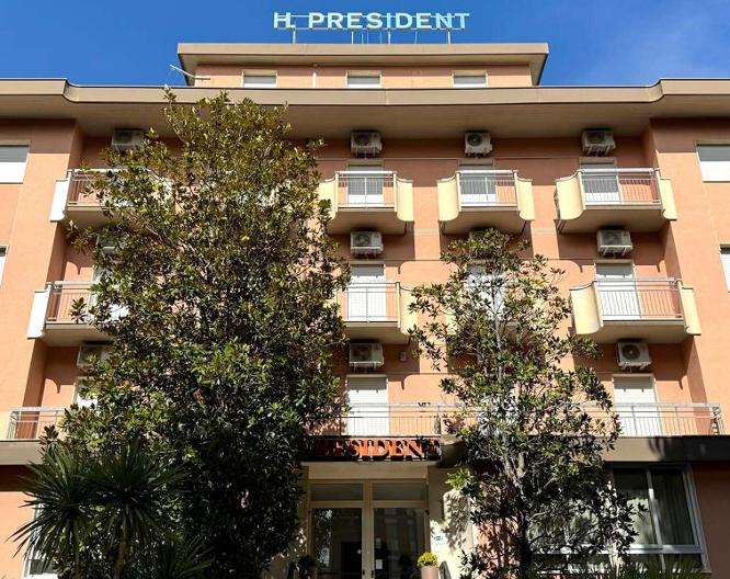 President - Außenansicht