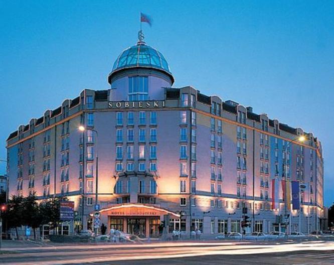 Radisson Blu Sobieski - Außenansicht