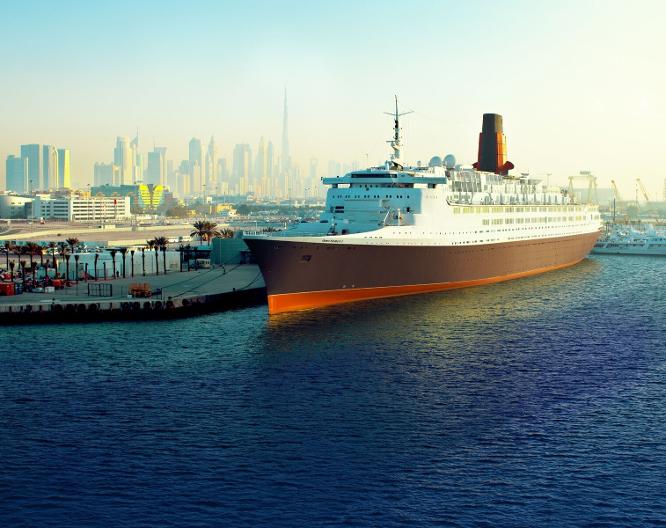 Queen Elizabeth 2 - Vue extérieure
