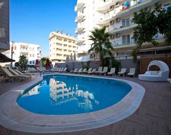 Malibu Beach Hotel - Vue extérieure