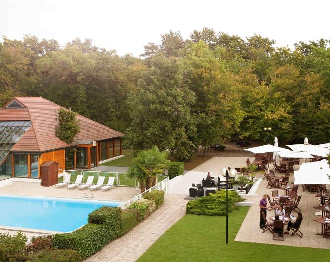 Novotel Fontainebleau Ury - Vue extérieure