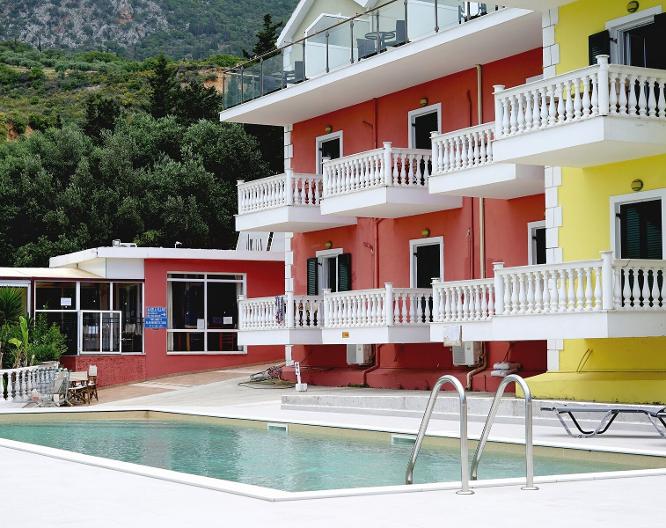 Agios Gerasimos - Außenansicht