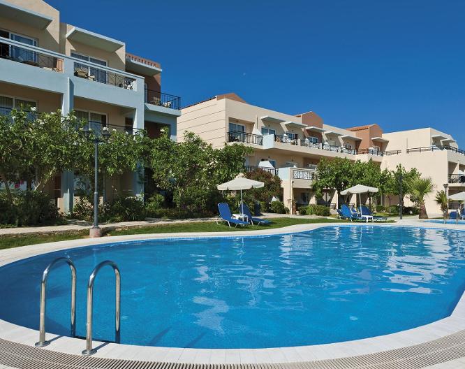 Selini Suites - Außenansicht