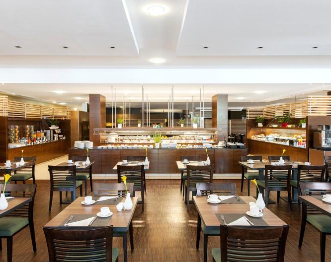 NH Vienna Airport Conference Center - Essen und Trinken