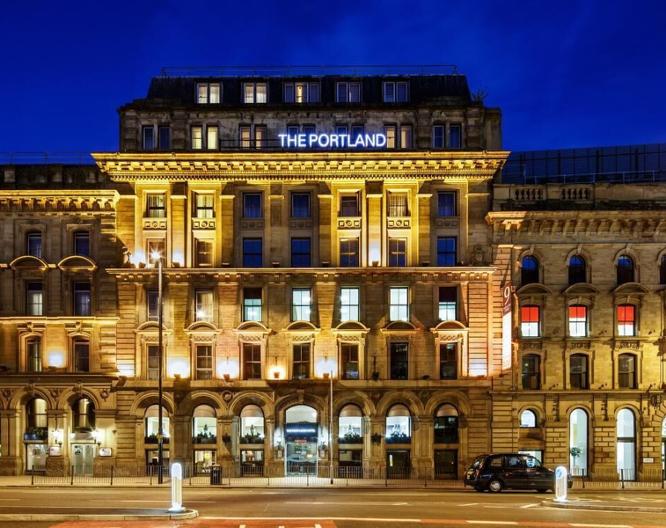 Manchester Portland By Sunday - Außenansicht