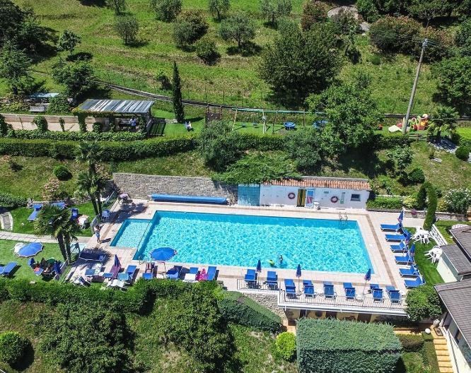 Village Hotel Lucia - Außenansicht