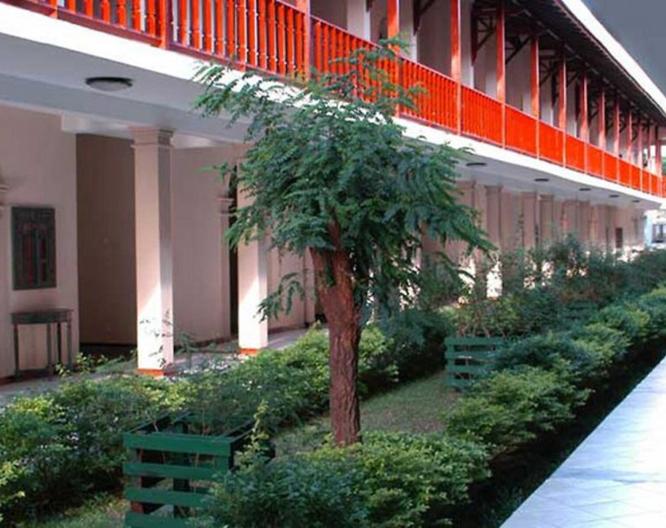 Mandara Rosen - Außenansicht