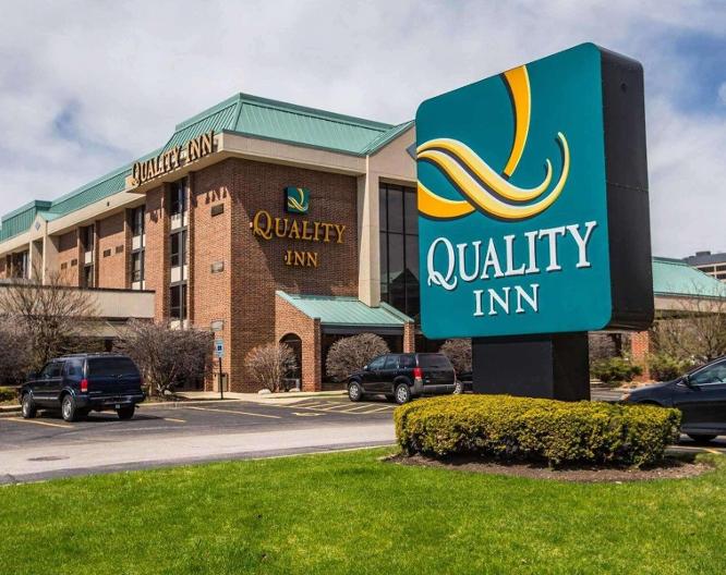 Quality Inn Schaumburg - Außenansicht