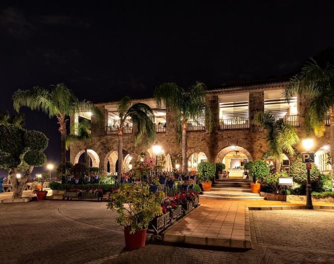 Parador de Malaga Gibralfaro - Außenansicht