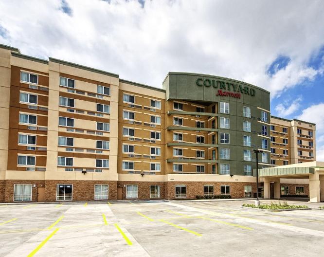 Courtyard Westbury Long Island - Außenansicht