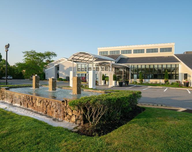 Holiday Inn Cape Cod - Hyannis - Außenansicht
