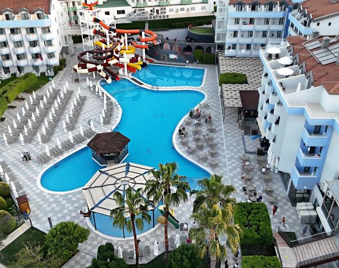 Grand Seker - Außenansicht