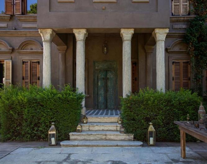 Life Gallery Hotel - Außenansicht