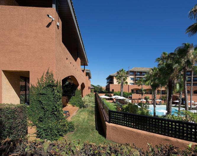 Hotel Double Tree by Hilton Islantilla Golf Resort - Außenansicht