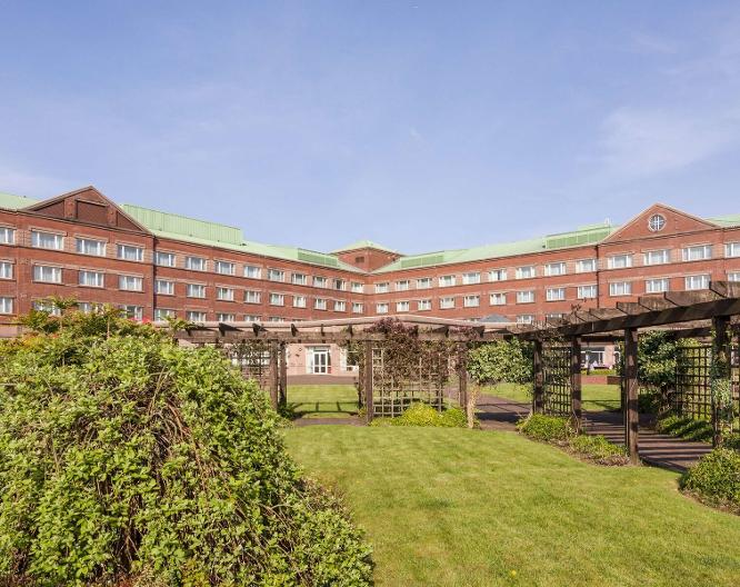 Golden Jubilee Conference Hotel - Außenansicht