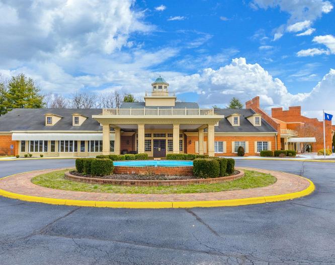 Quality Inn Radford-West Blacksburg I-81 - Außenansicht