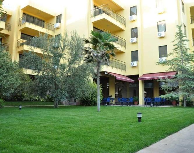 Palm Court Suites - Vue extérieure