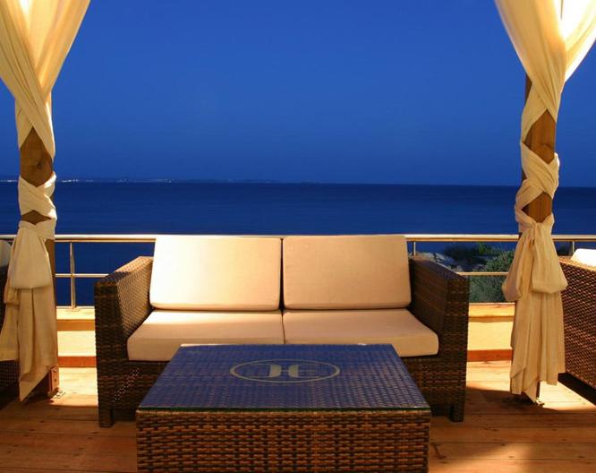 Erytha Beach Resort - Außenansicht