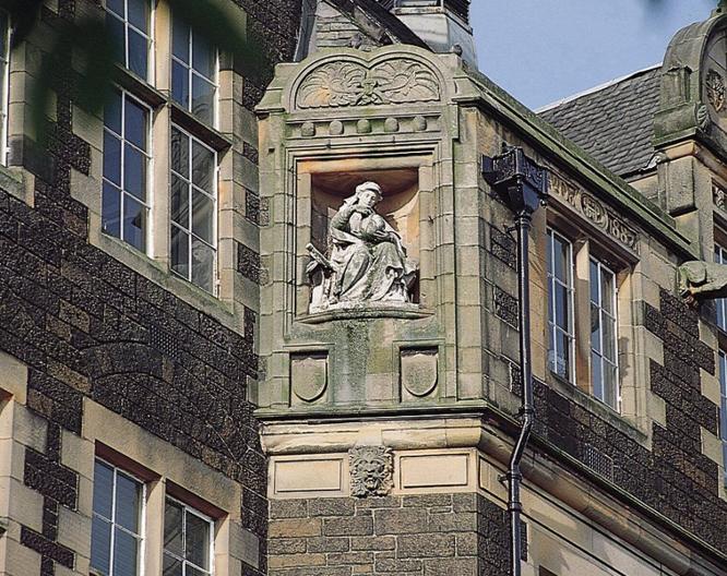 The Stirling Highland Hotel - Außenansicht