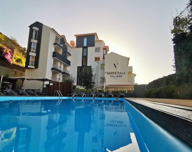 Santa Cruz Village Hotel - Außenansicht
