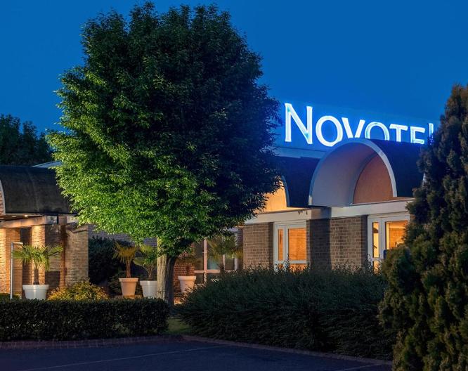 Novotel Valenciennes - Außenansicht