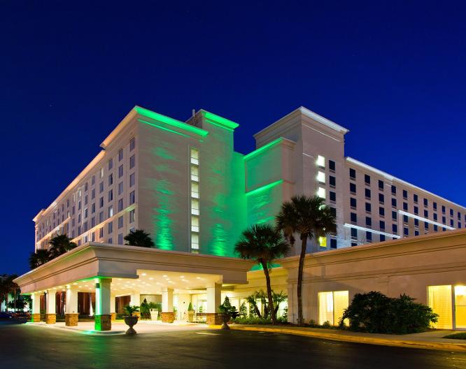 Holiday Inn And Suites Across from Universal Orlando - Außenansicht