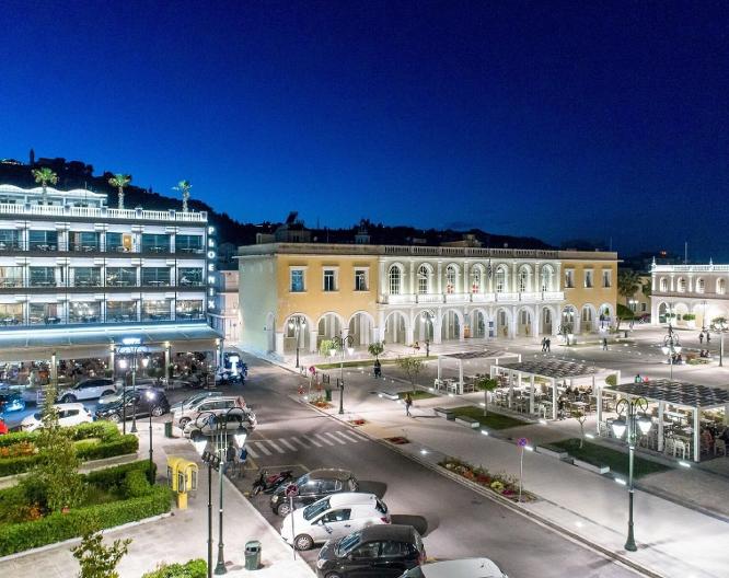 Phoenix - Außenansicht