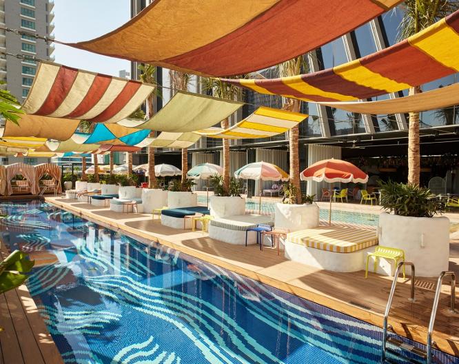 Mama Shelter Dubai - Außenansicht