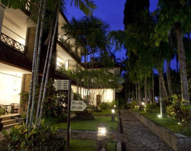 Puri Saron Senggigi Beach - Vue extérieure
