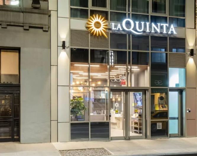 La Quinta Inn & Suites by Wyndham Manhattan Midtown - Außenansicht