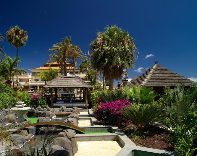 Regency Country Club - Außenansicht