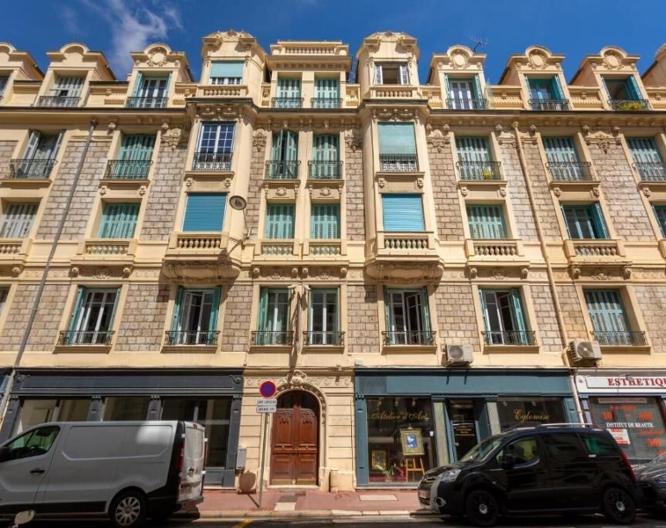 Le Lido - Außenansicht