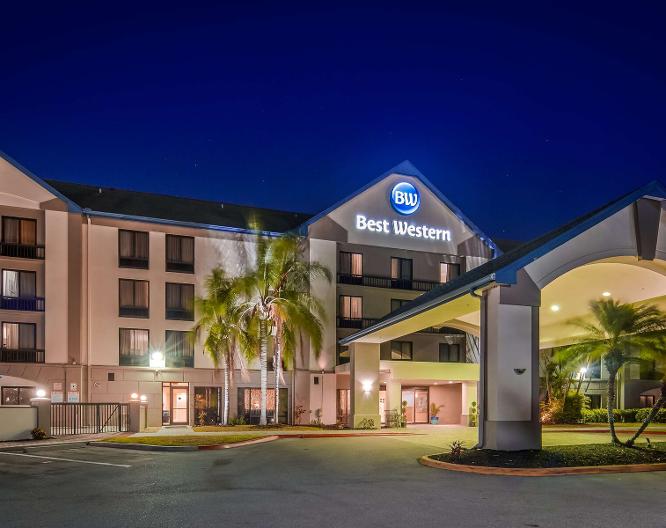 Spark by Hilton Fort Myers - Außenansicht