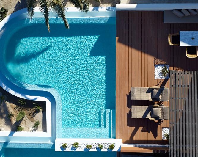 Hotel Nine Muses - Pool