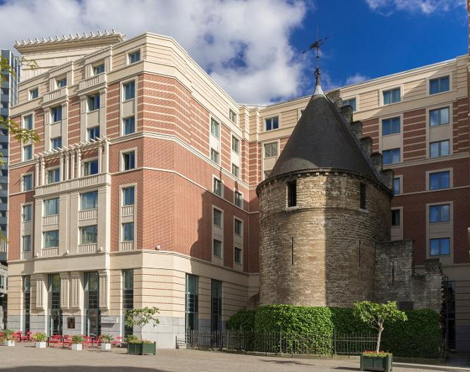 Novotel Brussels City Centre - Außenansicht