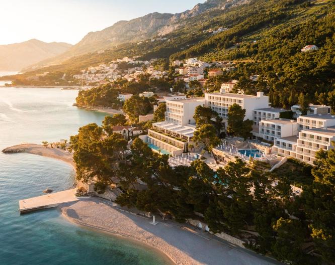 Bluesun Hotel Mala Berulia - Außenansicht