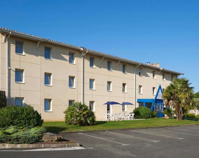 Hotel Atena Creon - Außenansicht