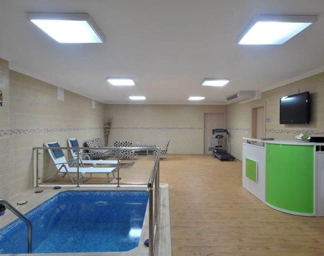 Rhiss Hotel Bostanci - Außenansicht