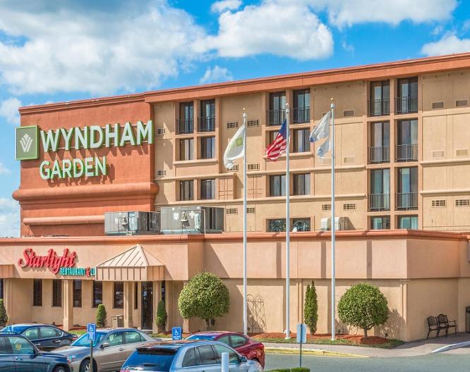 Wyndham Garden Hotel Newark Airport - Außenansicht