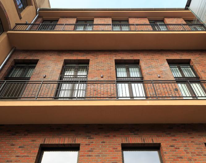 Hotel Mika Downtown - Außenansicht